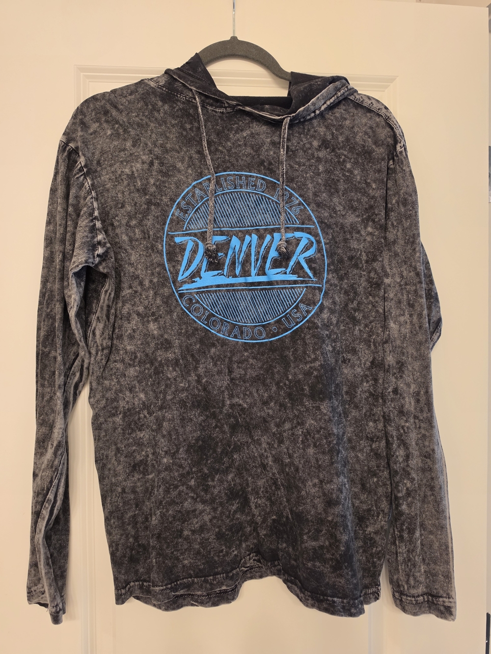 MV Sport Washed Black Hooded Long-Sleeve Shirt with Blue Denver Graphic